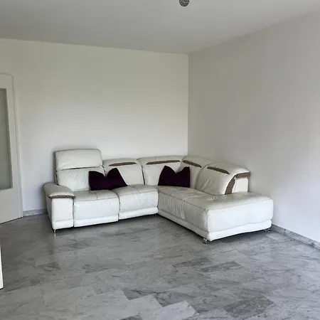 2 Pieces Avec Terrasse En Privee