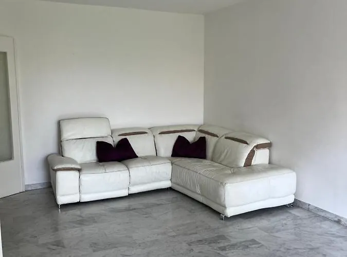 2 Pieces Avec Terrasse En Privee
